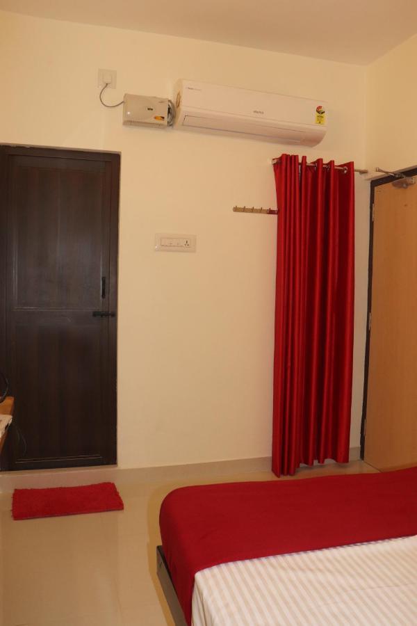 Grand Suites Srirangam Tiruchirappalli 外观 照片