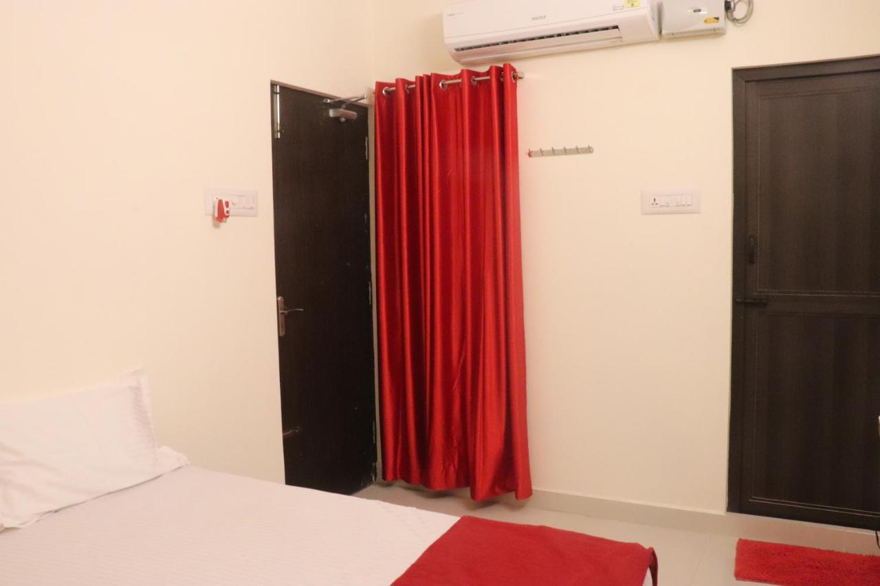Grand Suites Srirangam Tiruchirappalli 外观 照片